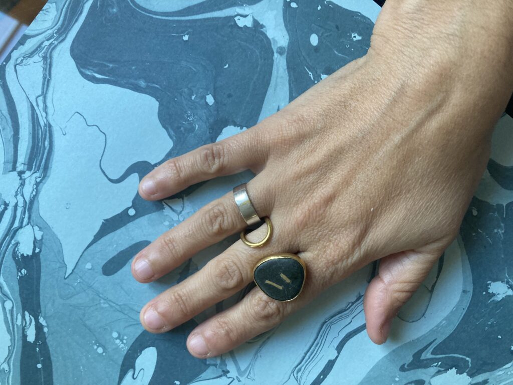 Bague  Beltza eta Urrea — vue 2
